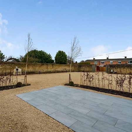 Fox Cottage, Within 5 Min Walk Of Bicester Village ภายนอก รูปภาพ