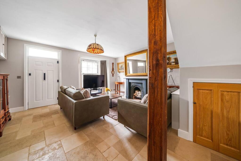 Fox Cottage, Within 5 Min Walk Of Bicester Village ภายนอก รูปภาพ