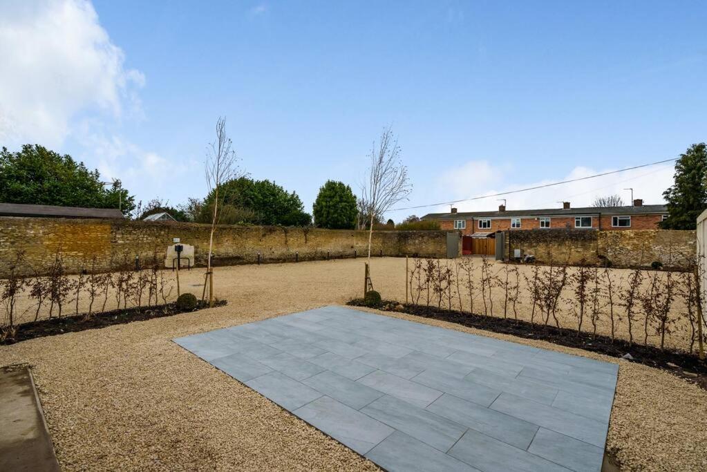 Fox Cottage, Within 5 Min Walk Of Bicester Village ภายนอก รูปภาพ