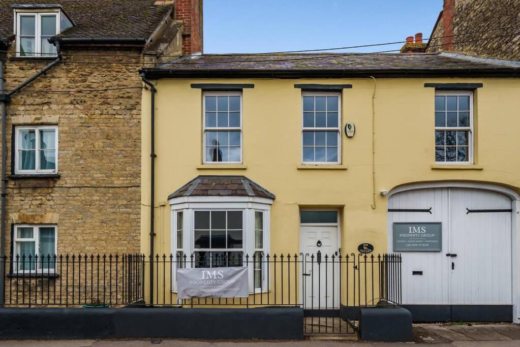 Fox Cottage, Within 5 Min Walk Of Bicester Village ภายนอก รูปภาพ