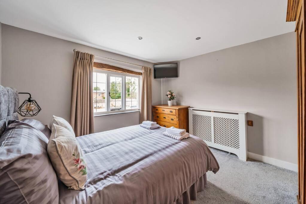 Fox Cottage, Within 5 Min Walk Of Bicester Village ภายนอก รูปภาพ