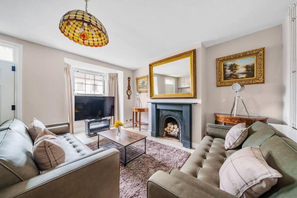 Fox Cottage, Within 5 Min Walk Of Bicester Village ภายนอก รูปภาพ